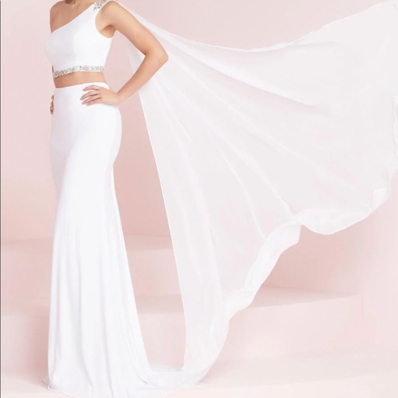 Panoply 2 piece gown with cape.